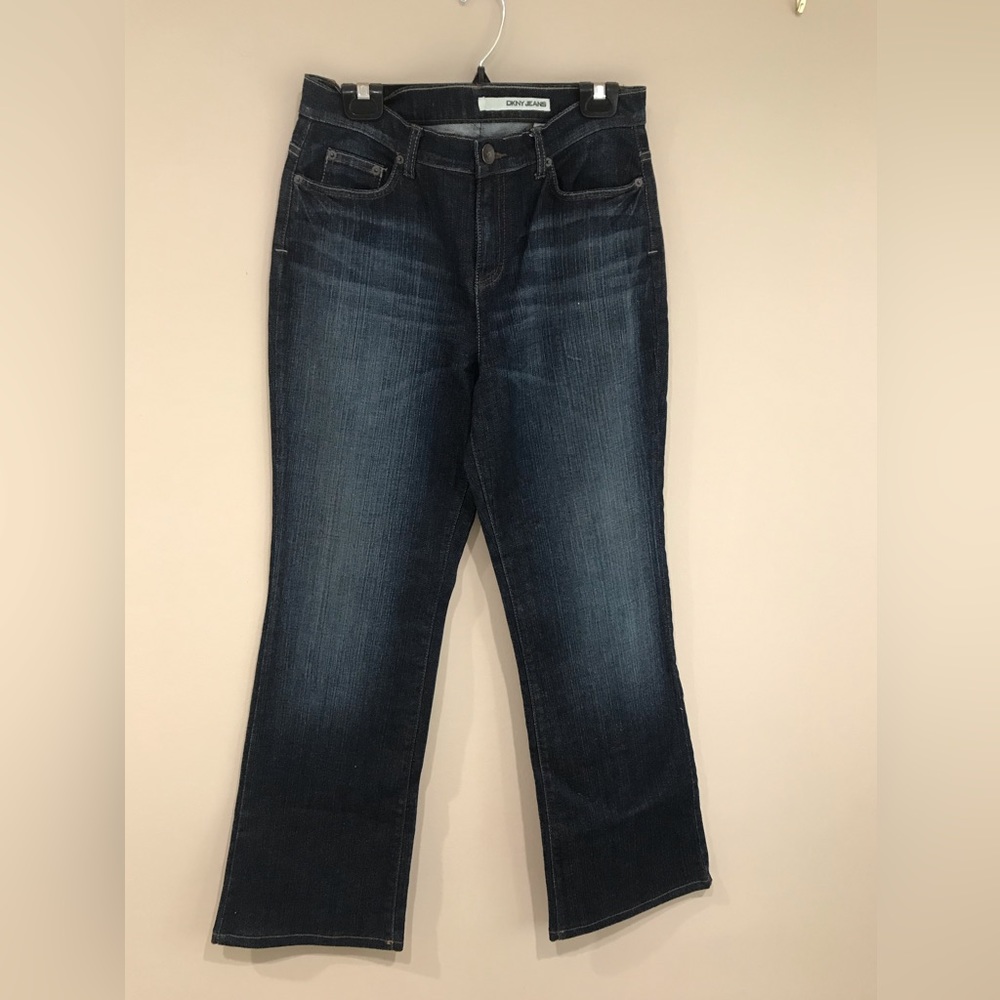 🍏🍏 Women’s DKNY Midrise Moderatly Stretchy Jeans, 10R